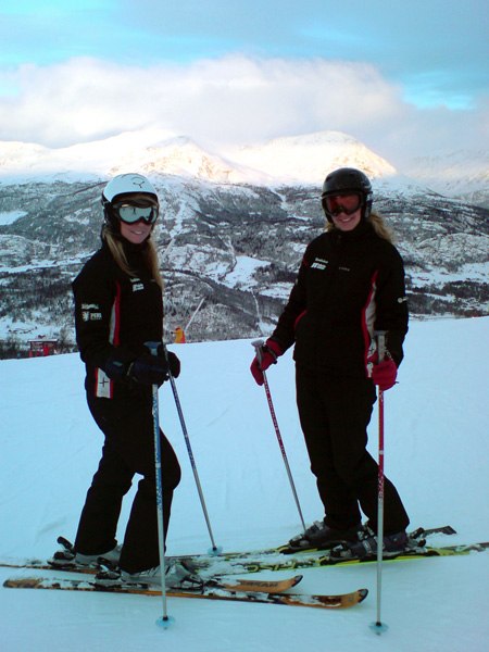 Kajsa och Tove i Hemsedal.. Foto: Linda Andersson.