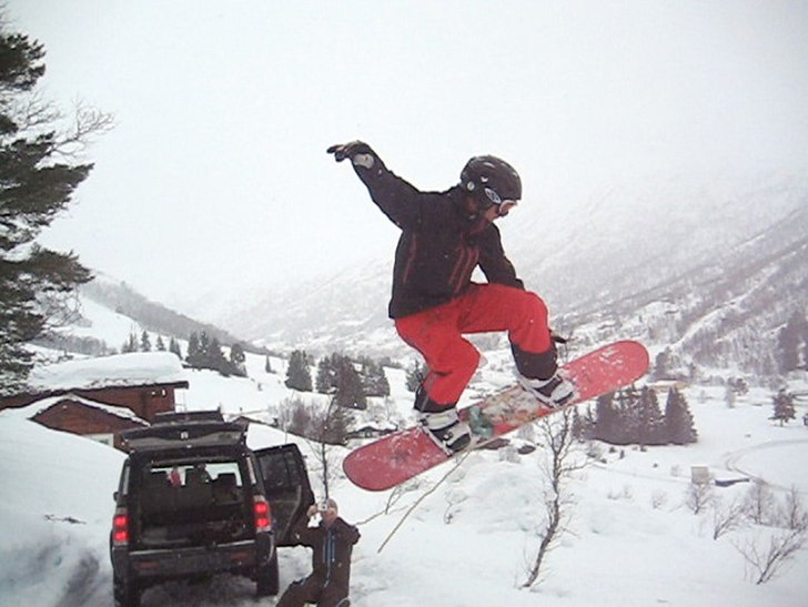 Bild tagen från ett videoklipp, därav den kassa . Foto: Någon med min kamera. Åkare: Micke Grönlund.