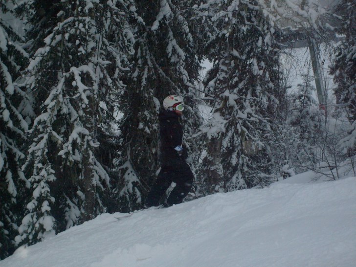 ja väntar på något. Foto: Niclas lövgren. Åkare: Fredrik Johnsson.
