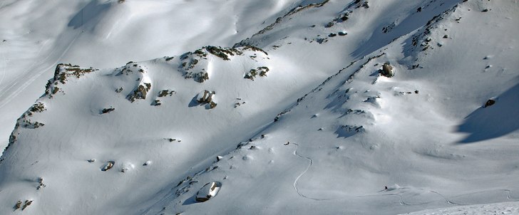 Efter en timmes skråande och promenerande från C. Foto: Björn Bonthron. Åkare: Jocke och Robin.