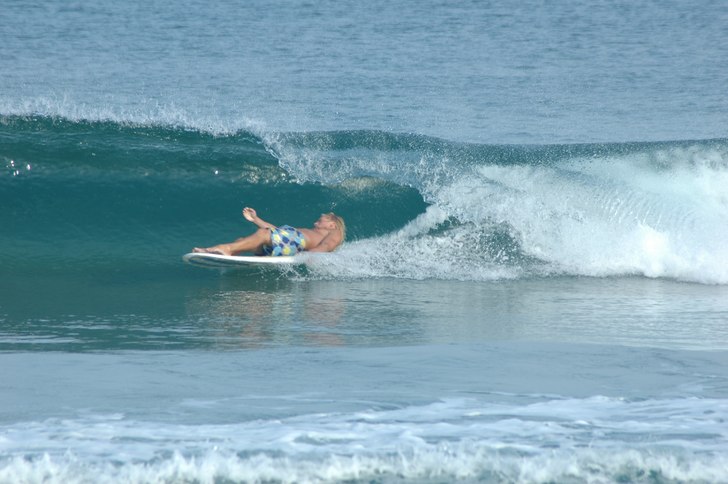 när Jensa CEO för surfakademin visade sina longb. Foto: Gustav Eriksson. Åkare: Jensa.
