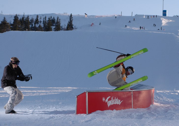 Jim glider lite väl bra ibland.. Foto: Magnus Bergqvist. Åkare: Jim Johansson Wolf.