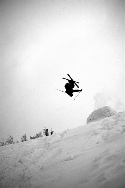 b-flip BC i kittel. Foto: Sebastian Andersson. Åkare: Oskar Karlsson.