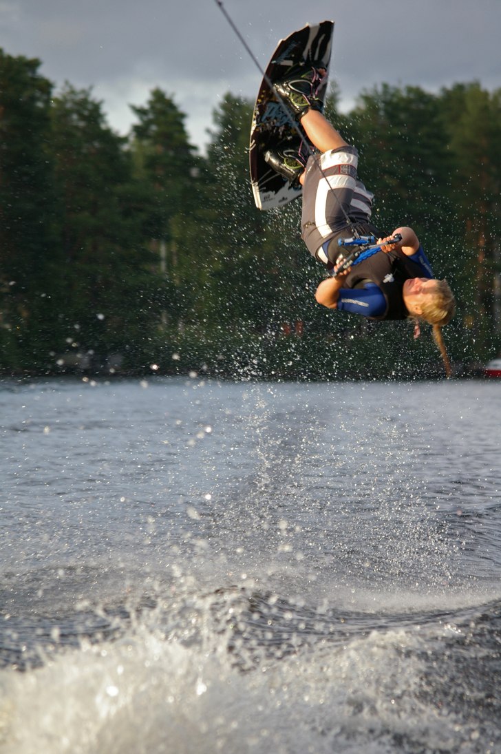 Backroll. Foto: Nick Djupsjö. Åkare: Caroline Djupsjö.