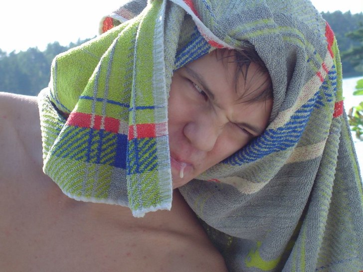 Robin Efter Ett Magplask Från 10:an. Foto: Yngve Stålberg. Åkare: Robin Gås.