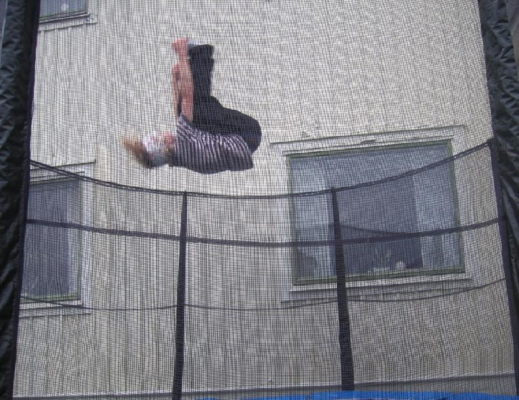 En av mina första B-flips även double safety på. Foto: Mattias Wengelin. Åkare: Måns bertzwåGstRöm.