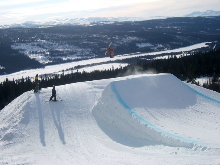 sw 7. Åkare: Stefan persson.