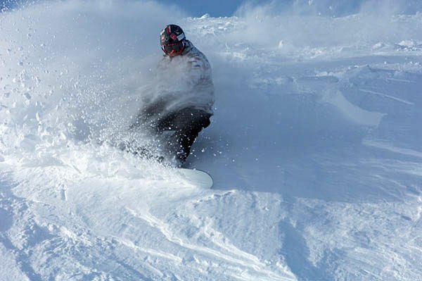 Foto: Lars Thulin. Åkare: Emil Jonsson (jag).