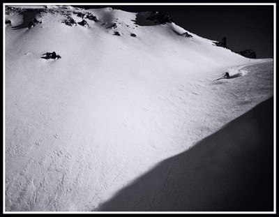 Sista åket i Dizin. Efter en liten hajk väntar h. Foto: Martin Magnusson. Åkare: Kristian Niklasson.