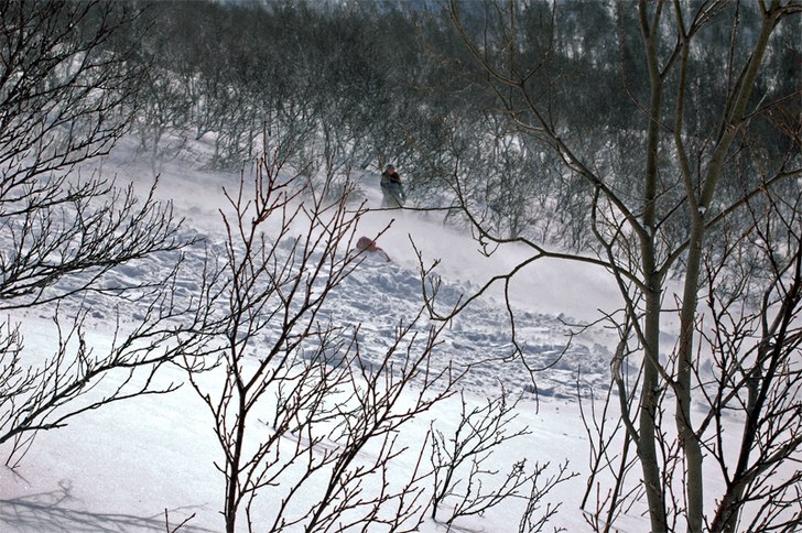 Lavin utlöst av kille som ramlade efter drop.. Foto: Tore landén.