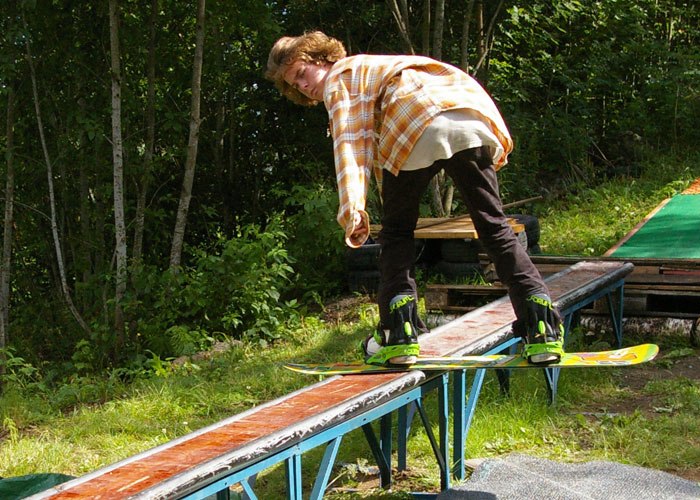 Niklas ser allmänt avslappnad ut! Har han gjort d. Foto: Daniel Roos. Åkare: Niklas Mattsson.