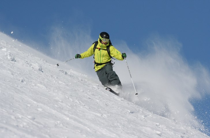 Elias dödar det vindpackade bredvid Experten i Tr. Foto: Johan Söderlund. Åkare: Elias Högberg.