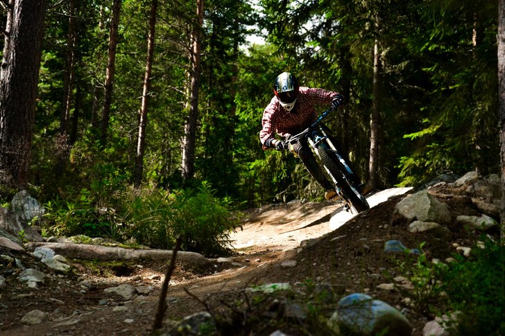 Foto: Emrik Jansson. Åkare: Peter Nilsson.