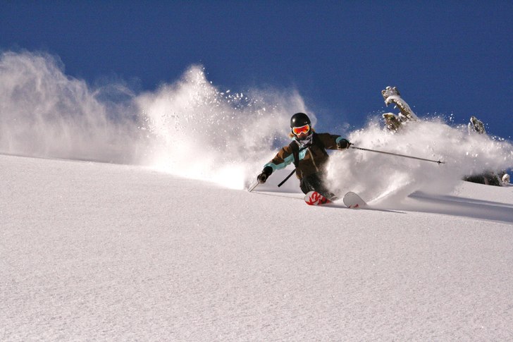 Frida flyter underbart på hennes Hellbent... Foto: Adam Jonsson. Åkare: Frida Alderin Harling.