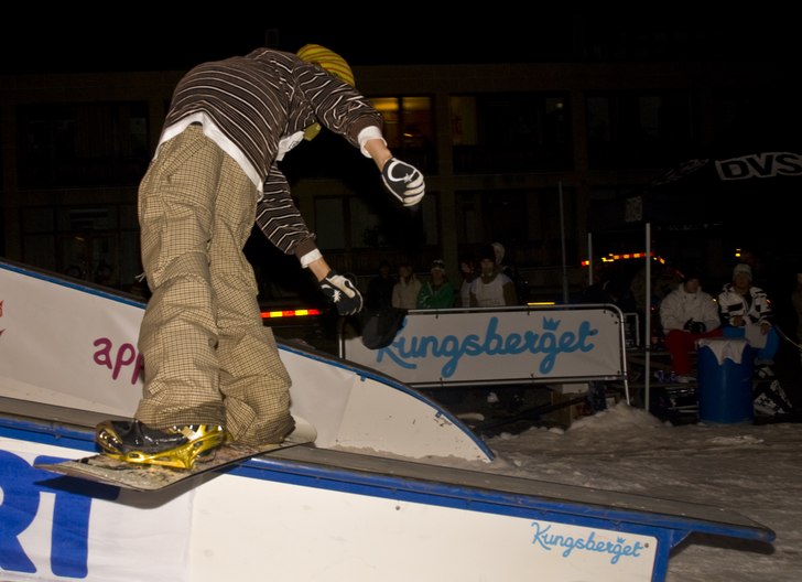Sandviken City Railjam. Foto: Mats Josefsson. Åkare: Jonas Jansson.
