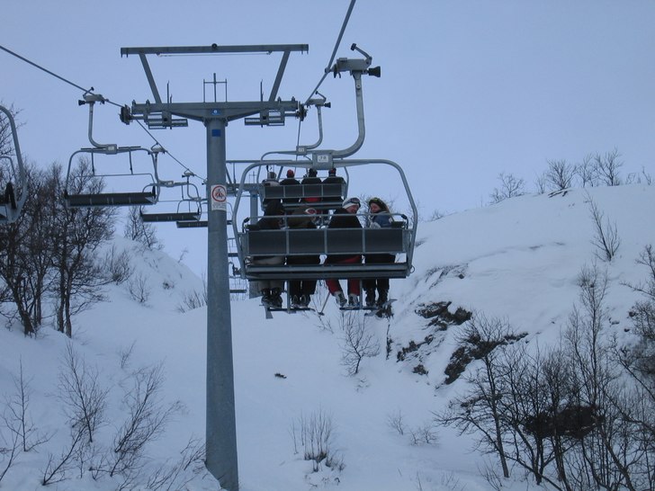 Påväg upp till Rögjin-toppen.

Fr.v till h.
. Foto: Robert Johansson.