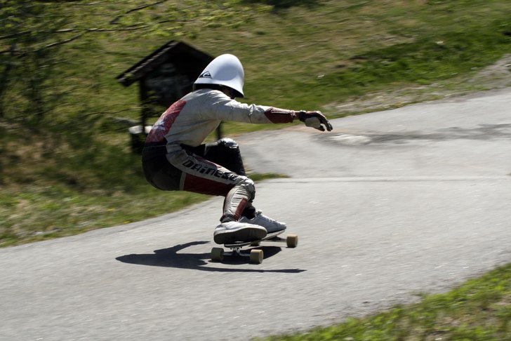 Longboard... Foto: Martin Klawitter. Åkare: Erik Lundberg.