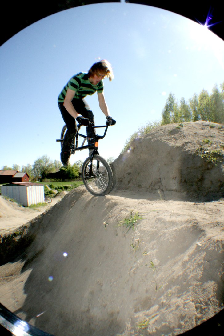 footjam nosepick. Foto: Pontus Jonsson. Åkare: Henrik Westlund.