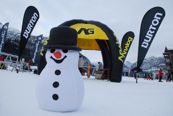 Foto: Mikael Blomqvist. Åkare: Mr. Snöhatt.