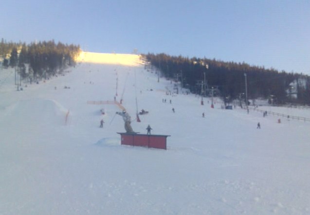 kör på den enda railen i tandå v2. Foto: knall. Åkare: Tommy Alexandersson.