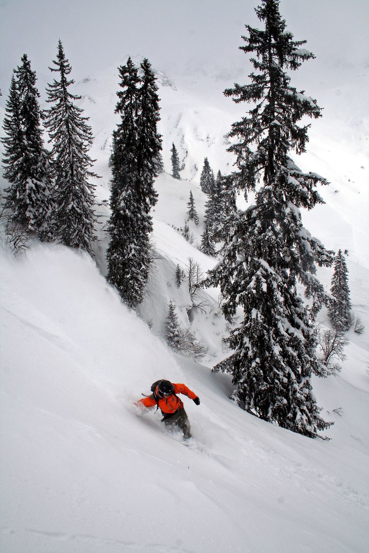 Ruberg svischar förbi,,. Foto: Nicklas Holmberg. Åkare: Niklas ruberg.