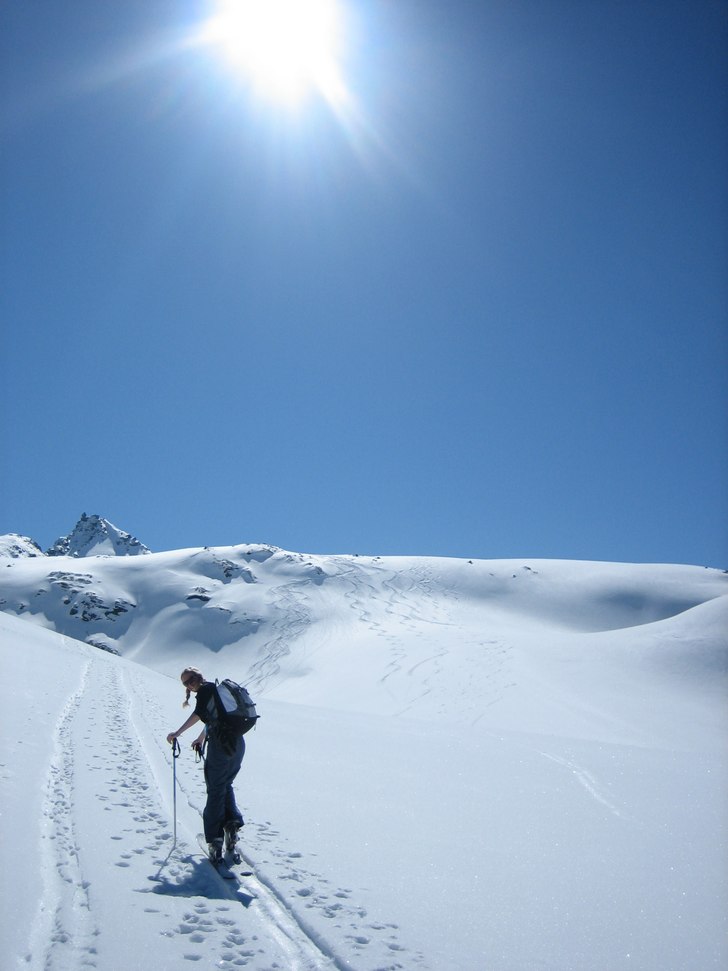 Gick på tur en dag; jag, Erik och Latchen... Foto: Erik. Åkare: Moi.