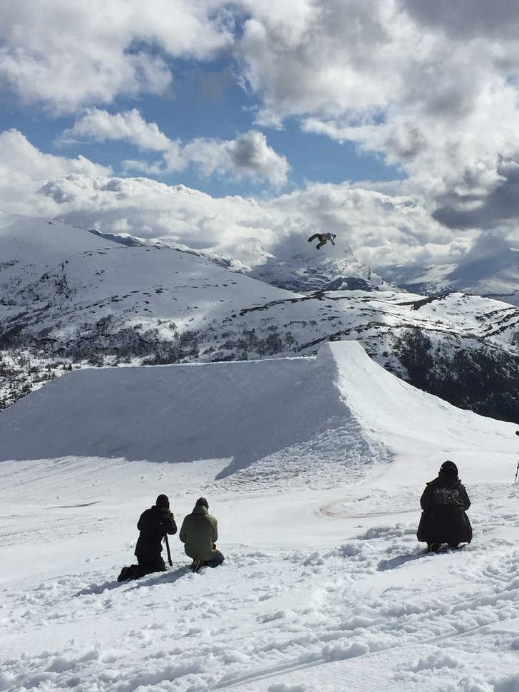 Skisesongen er over på Harpefossen
Da er heisane .