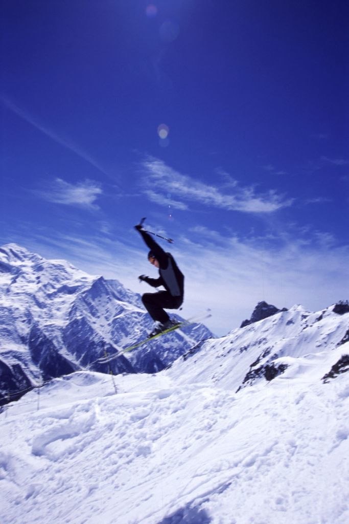 Skutt!. Foto: Alexander Ödman. Åkare: Simon Flodén.