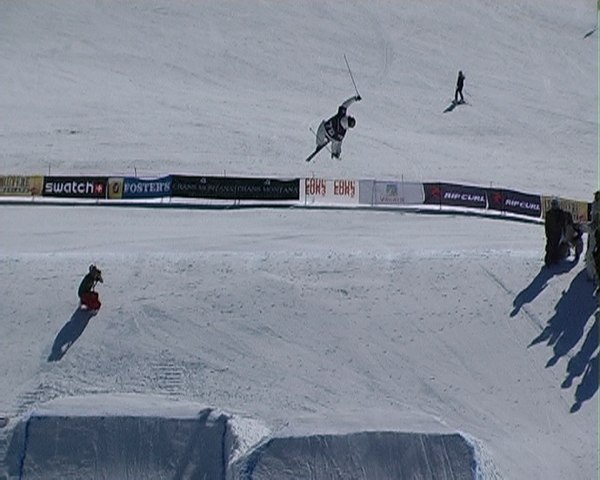 Champsopen.ch. Cork 900 rev tail. Foto: Mikael Aldell. Åkare: Christoffer Aldell.