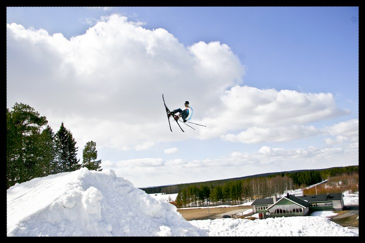 Misty 540 (?) Måttsund springsession 10. Foto: Linus Argus-Hennix. Åkare: Tobbe.