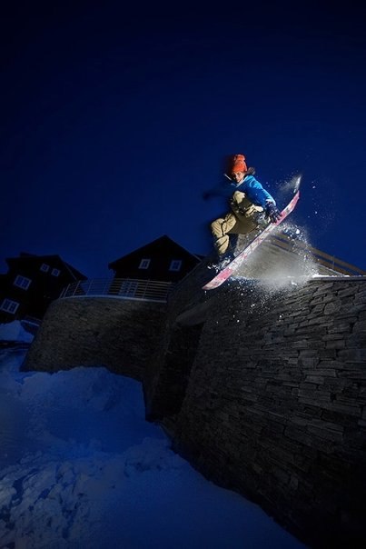 Bomb drop. Foto: Pierre Ekman. Åkare: Emil Eriksson.