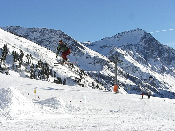 A knight on Skies....indeed!. Foto: Katrin Baumgartner. Åkare: Daniel.