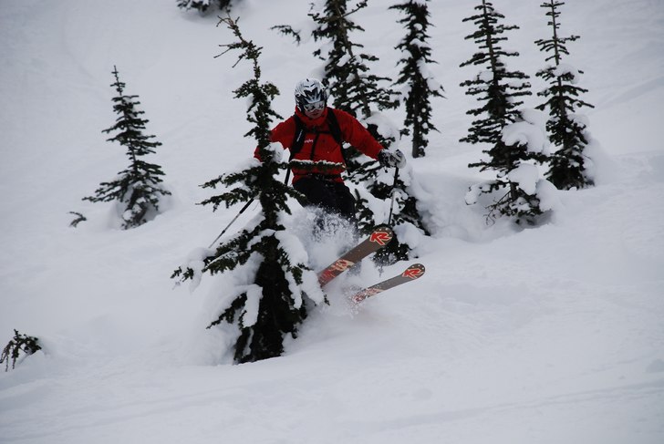 Helisking med  Selkirks Tangiers Heli skiing. Foto: Anders Ohlson. Åkare: Anders Nesteby.