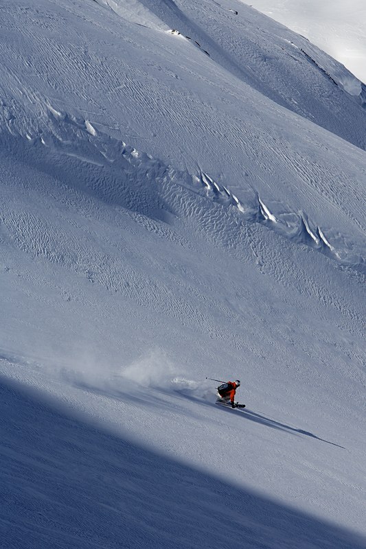 Att det är hårt hindrar ju inte!. Foto: Fredrik Ludvigsson. Åkare: Susanna Milikic.