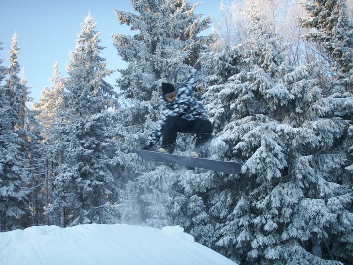 Foto: Viktor Weidersjö. Åkare: Hannes Perder.