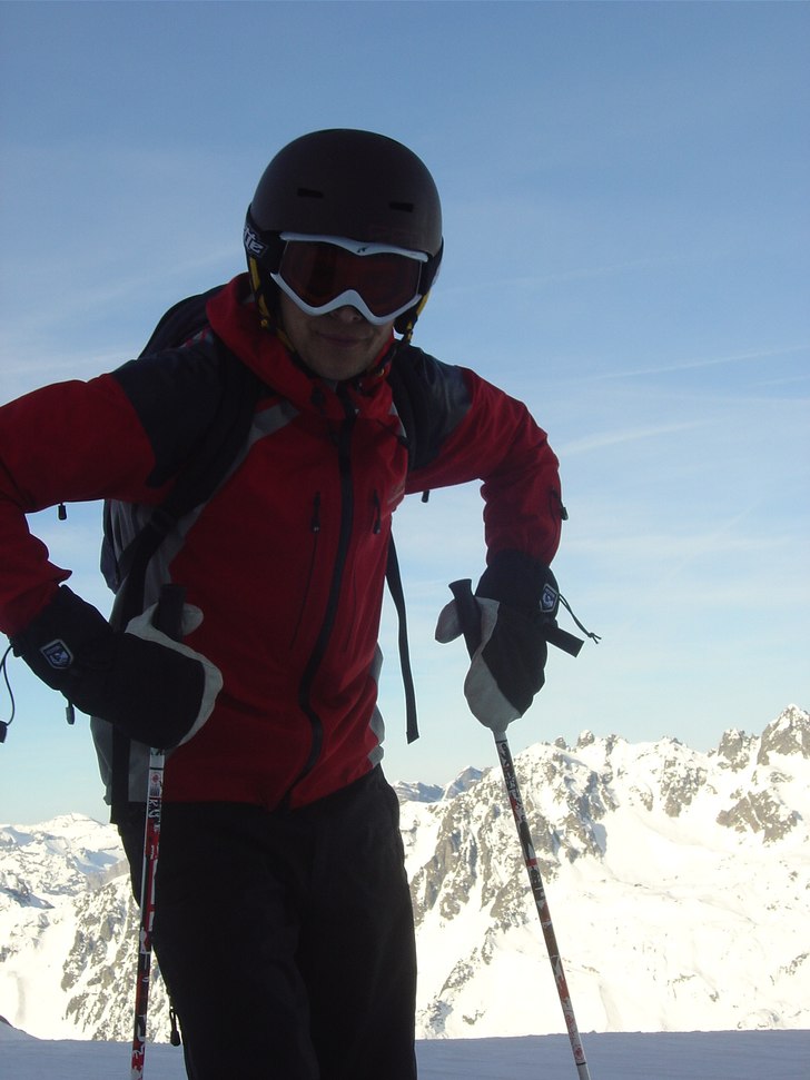 Bara en liten porträttbild när Mange ska ge sig . Foto: Björn Andersson. Åkare: Magnus af Petersens.