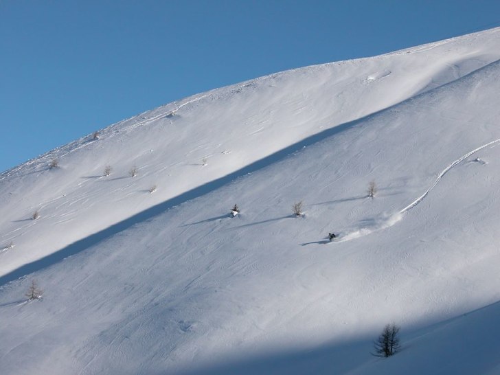 På väg ner från Hüblie-rstaurangen, ganska lag. Foto: Arvid. Åkare: Petter.
