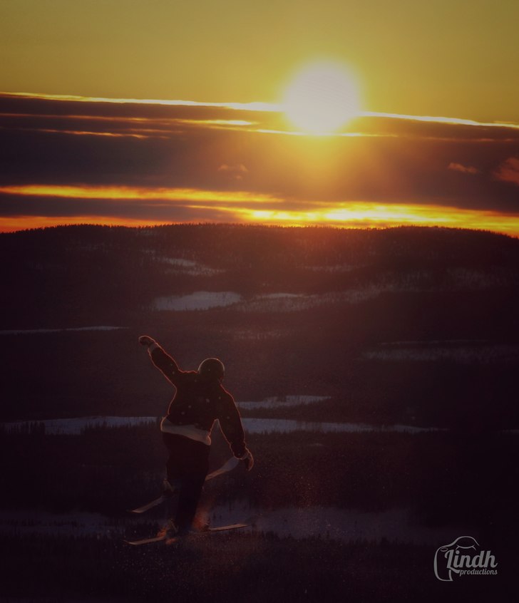 Hopp i solnedgång. Björnrike julen 2019
Åkare .