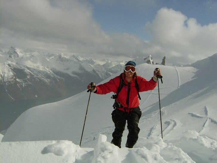 Joni nästan på toppen. Foto: Micke. Åkare: Joni Lidberg.