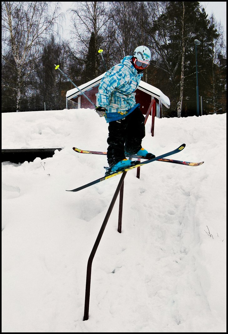 ja kör ett downräcke i falun ;). Foto: Billie Thoreus. Åkare: Fabian Omne.