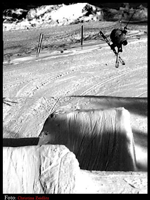 Chillar i Sunnerstabacken med en cork 5. Foto: Christina Zeidlitz. Åkare: Jonas Zeidlitz.