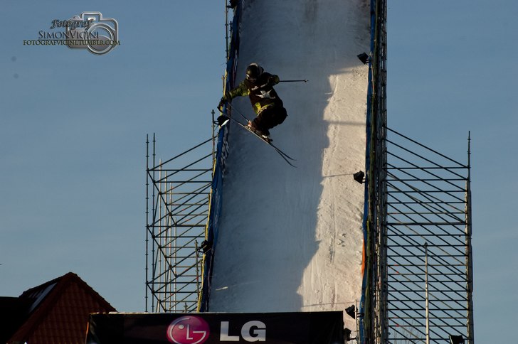 Under träningen för King Of Style på lördagen.. Foto: Simon Vicini. Åkare: Oscar Harlaut.