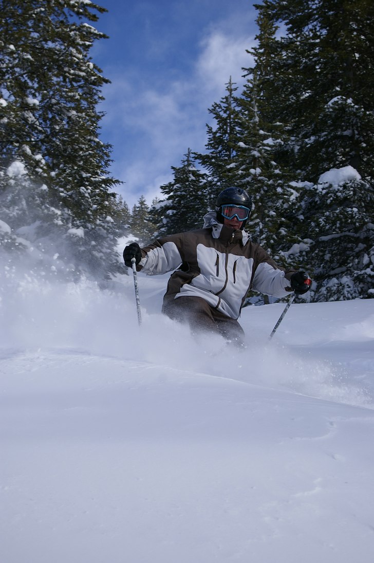 40 tum nysnö på en vecka gjorde denna tur värd . Foto: Maria Lundin. Åkare: Brian Corbellini.