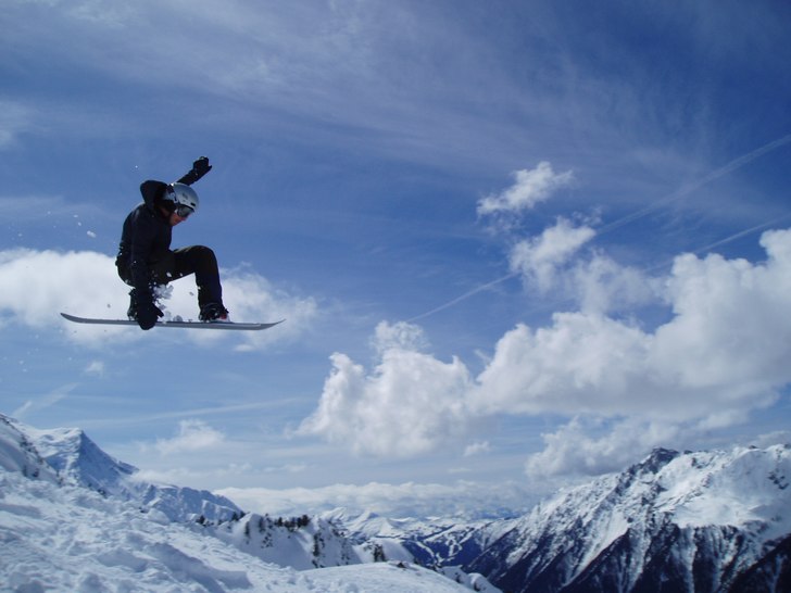Foto: Magnus Brandt. Åkare: Peder Häggström.