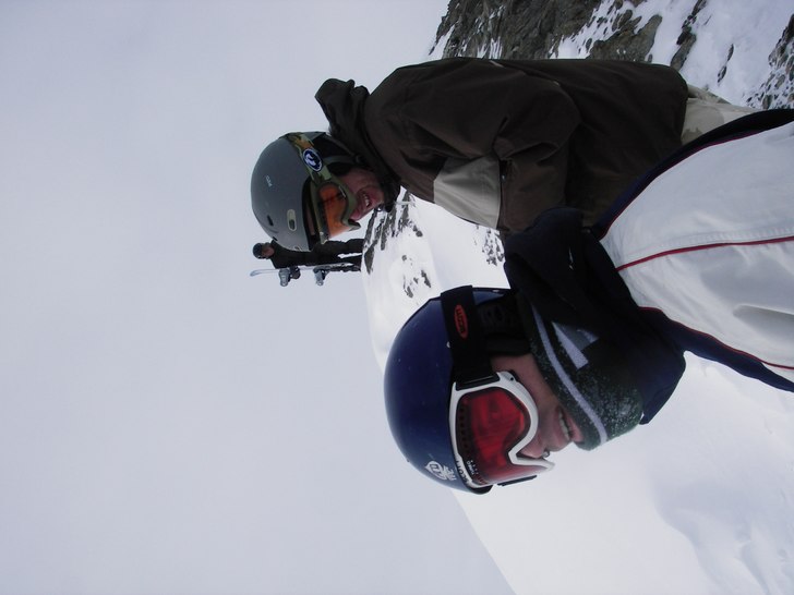 Linus, Fredrik & Daniel tittar trånande ut ö. Foto: Peter Karlsson. Åkare: Linus Lennstrand.