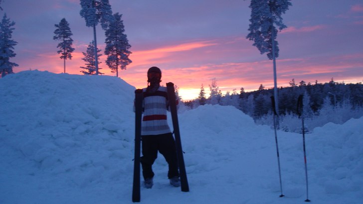 en härlig januari dag i backen. Foto: Jon Sunnerheim. Åkare: Robin Jonsson.
