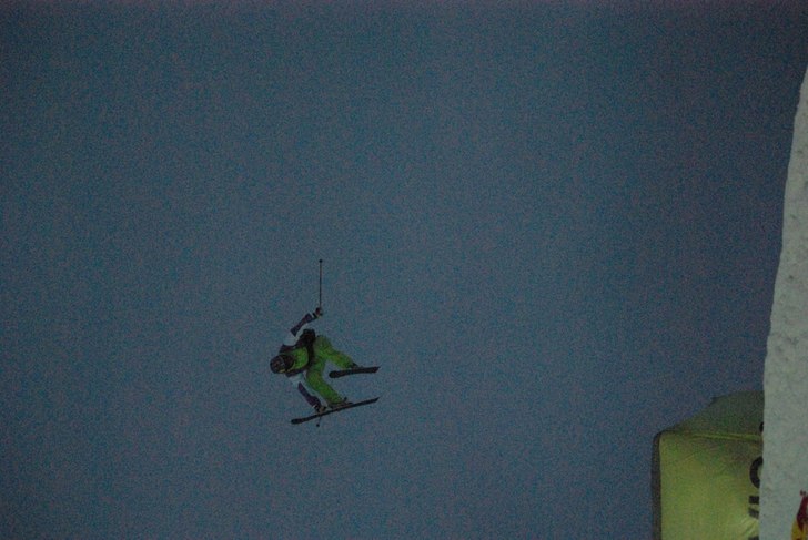 dålig inställning på kameran..+JOI ägde ;). Foto: Kristian Appelkvist Årvåg. Åkare: Jon Olsson.