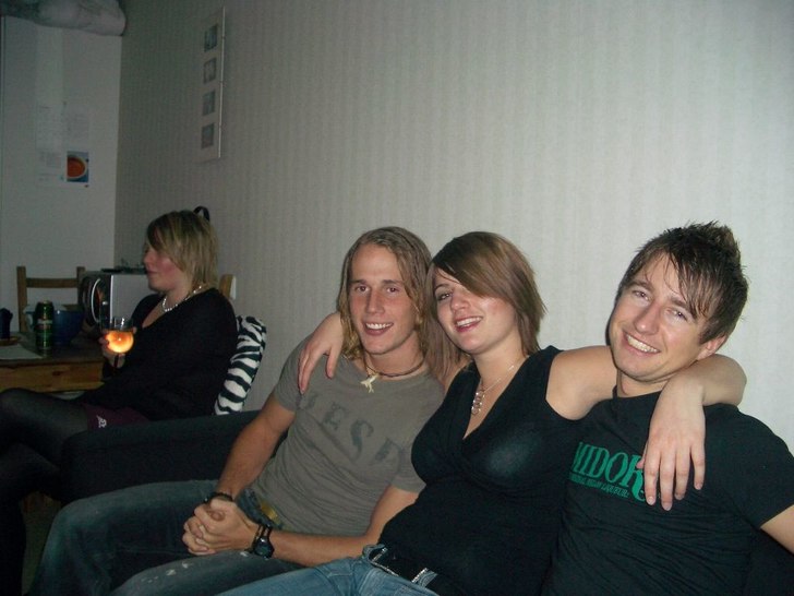 Party; jag till höger och kompisen martin. Foto: vet ej, för full för å minnas.
