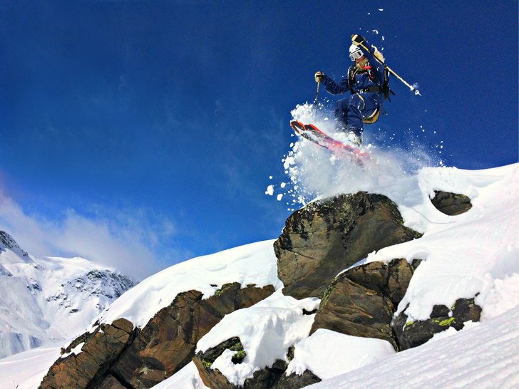 Ett drop på baksidan av mont du vallon, i Val tho. Foto: alfred bolsöy. Åkare: ludwig kolmberger.