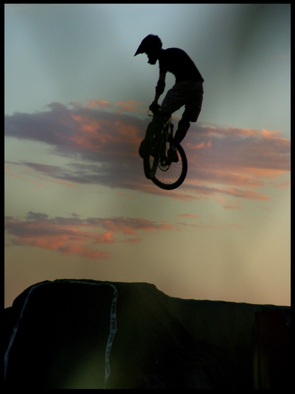 Foto: Jacob Gustafsson. Åkare: Gustav Gullholm.